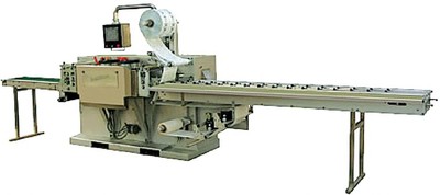 Glove outer packing machine